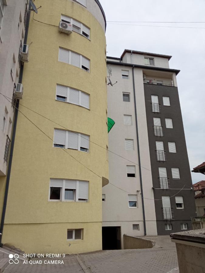 Emili Apartman 雅戈丁那 外观 照片